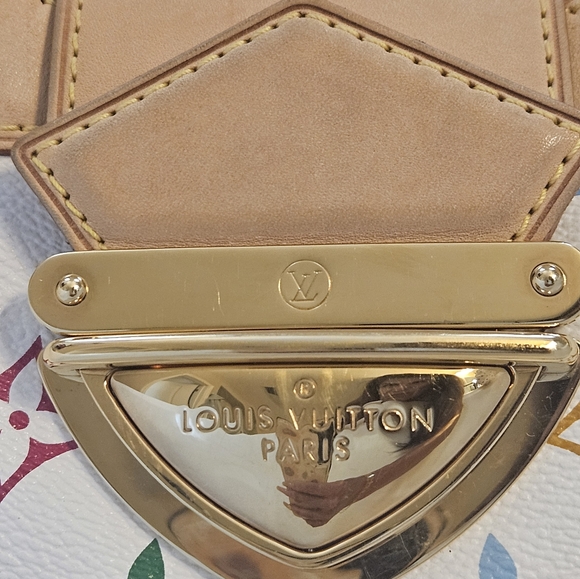 Louis Vuitton Ursula Shoulder Bag - Picture 3 of 14